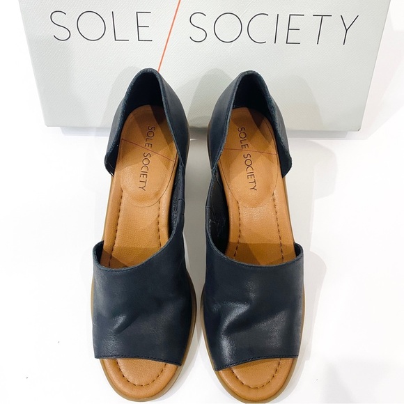 Sole Society leather heels - Picture 3 of 5